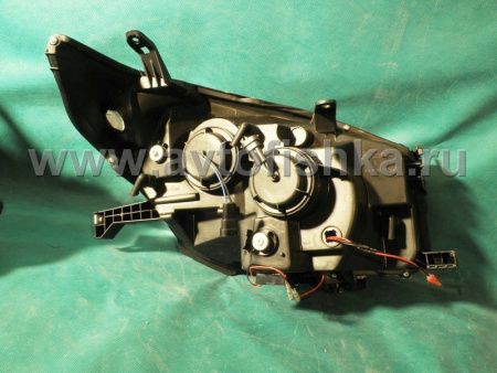 Toyota Land Cruiser Prado 150 (2010-) фары передние линзовые черные со светящимися ободками и светодиодной подсветкой, комплект 2 шт.