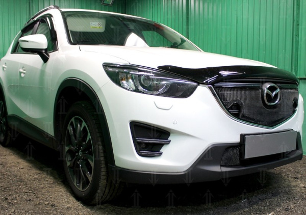 Mazda CX-5 (16–) Защита радиатора Optimal, чёрная, верх (с парктроником) (3D)