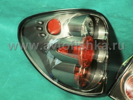 Chrysler Town&Country, Dodge Caravan, Voyager, Durango (01-05) фонари задние черные, комплект 2 шт.