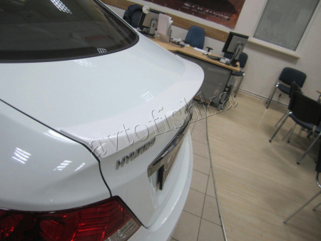 Hyundai Solaris (10 – н.в.) лип Спойлер на крышку багажника