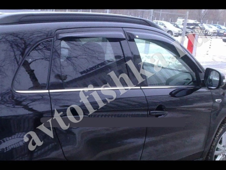 Дефлекторы боковых окон 4 части темные Nissan Juke 2011-