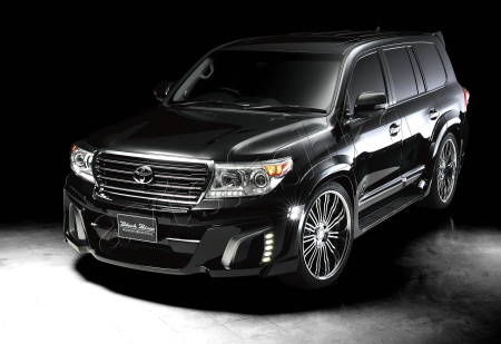 Toyota LAND CRUISER 200 (12-15) Обвес WALD SPORTS LINE V8