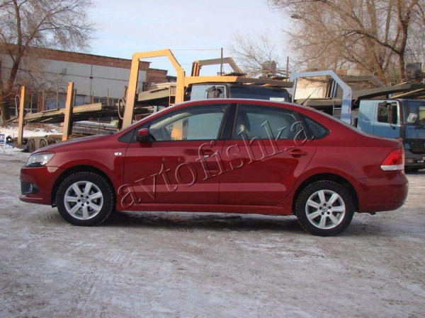 Volkswagen Polo sedan (10 – н.в.) пороги