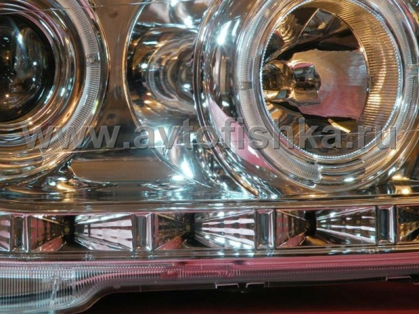 Toyota Land Cruiser 200 (07-12) фары передние линзовые хромированные, со светящимися ободками, с DRL подсветкой, комплект 2 шт.