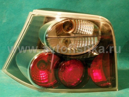 Volkswagen Golf 4 (98-03) фонари задние карбоновые, комплект 2 шт.