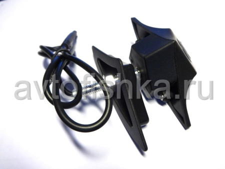 Камера переднего вида в эмблему Mazda