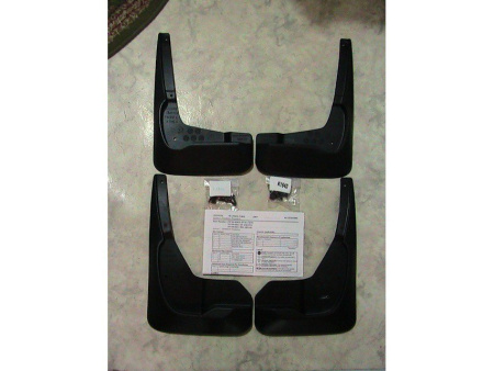 Toyota Matrix (03-07) брызговики, оригинал