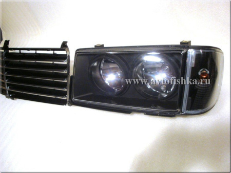 Mercedes W201 190E 190D (82-93) фары передние черные с указателем поворотов, комплект 2 шт.