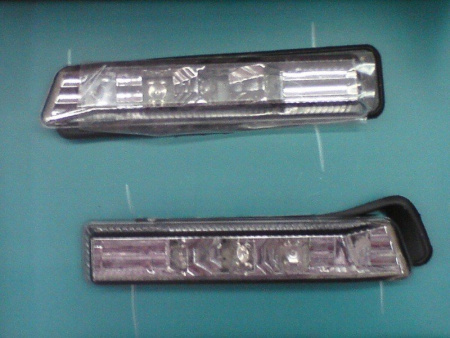 BMW X5 E53 (99-06), E36 повторители поворотов светодиодные хрустальные, на передние крылья, комплект 2 шт.