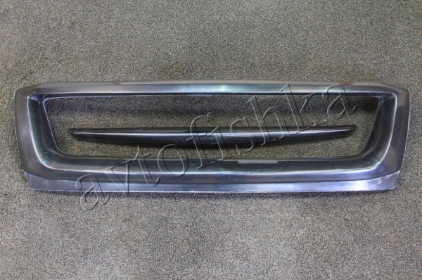 Toyota Land Cruiser 100 (98-07) Решетка радиатора JAOS