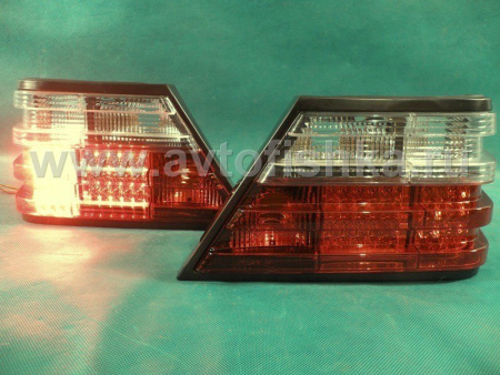 Mercedes W124 (84-95) задние фонари светодиодные красно-белые, комплект 2 шт.