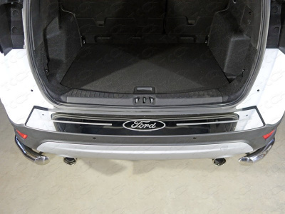 Ford Kuga (17–) Накладка на задний бампер (лист зеркальный логотип Ford)