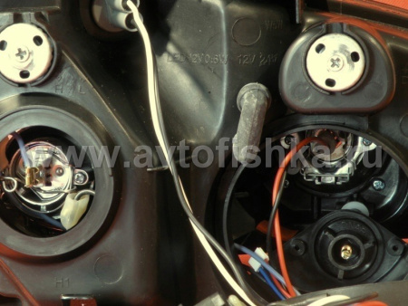 Ford Focus 2 (05-07) передние линзовые черные фары, со светящимися ободками, комплект 2 шт.