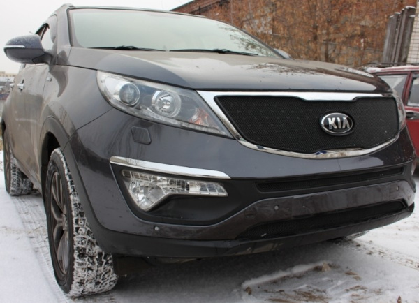 Kia Sportage (14–15) Защита радиатора, чёрная, верх (кроме Classic)