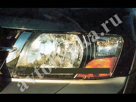 Защита передних фар прозрачная Mitsubishi Pajero 2000-2006