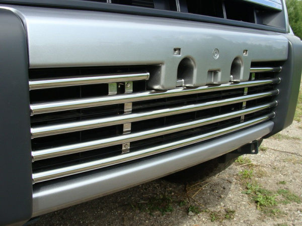Mitsubishi Pajero (07–) Решётка радиатора 16 мм