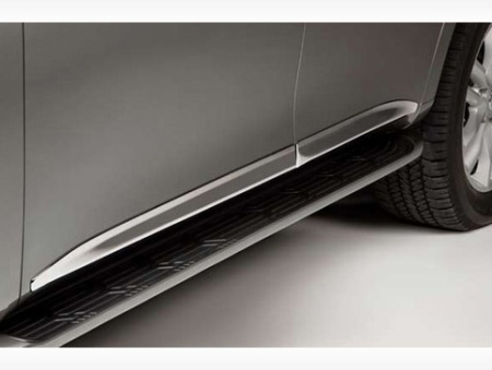 Nissan Patrol Y62 (10-) боковые хромированные молдинги на двери, комплект 4 шт.