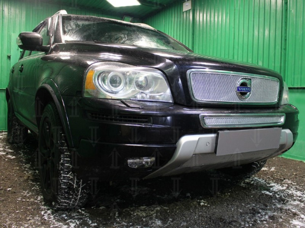 Volvo XC90 (09–14) Защита радиатора Premium, хром, середина