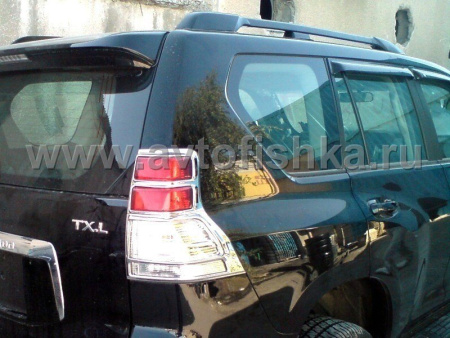 Toyota Land Cruiser Prado 150 (10-) черные продольные рейлинги на крышу, дизайн Оригинал Toyota, комплект 2 шт.