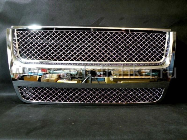 Ford Explorer (06-10) решетка переднего бампера и радиатора хромированная целиковая, дизайн Bentley, пластик