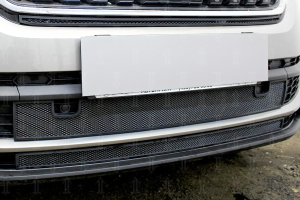 Skoda Kodiaq (16–) Защита радиатора, чёрная, низ (2 части)