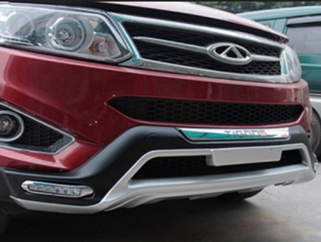 Chery Tiggo 5 (14–16) Накладка на передний бампер с LED подсветкой
