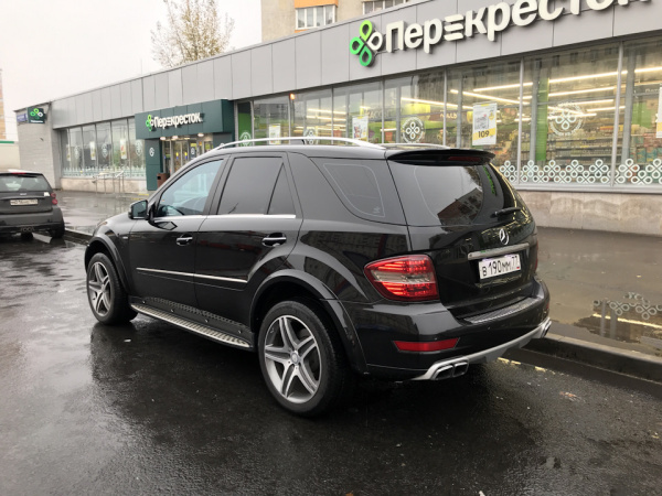 Mercedes ML-Class W164 (05-08) Спойлер AMG на пятую дверь