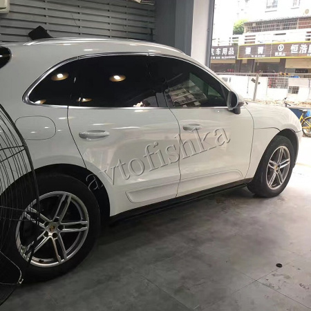 Macan GTS (14-) штатные выезжающие электропороги автоматические