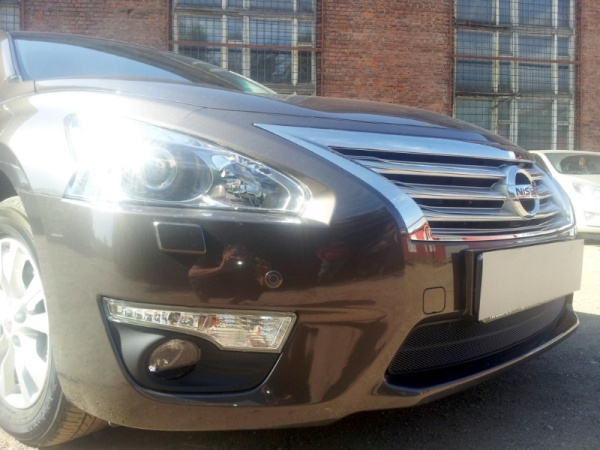 Nissan Teana (14–) Защита радиатора, чёрная