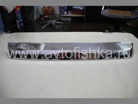 Land Rover Freelander 2 (07-) хромированная накладка на ручку пятой двери с надписью "LAND ROVER"