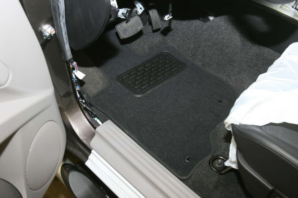 Коврики в салон MITSUBISHI Pajero Sport 2008->, внед., 5 шт. (текстиль)