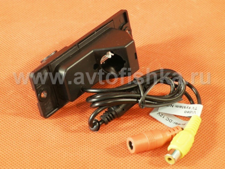 Mitsubishi Pajero 4 видеокамера заднего вида для установки вместо фонаря освещения заднего номерного знака