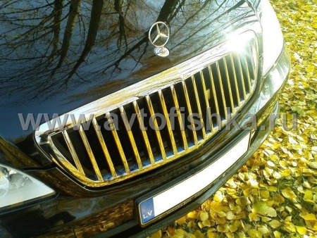 Mercedes-Benz W221 S-class (2006-2009) решетка радиатора черно-хромированная, дизайн "Maybach"