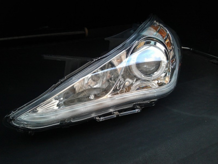 Hyundai Sonata (10-) передние линзовые фары со светящимися ободками, под корректор, тюнинг, комплект 2 шт.