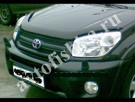 Дефлектор капота темный Toyota RAV 4 2000-2005