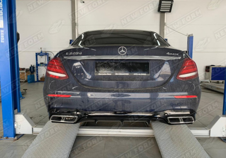 Mercedes-Benz E-Klasse W213 2016 - 2020 Диффузор заднего бампера черный молдинг 6.3S AMG