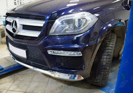 Mercedes-Benz GL-Klasse X166 2012 - 2016 Диффузор переднего бампера 6.3 AMG