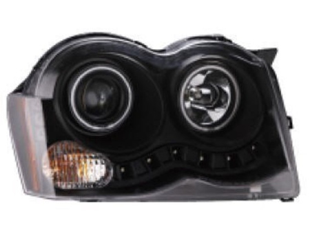 Jeep Grand Cherokee (08-09) черные передние ксеноновые фары тюнинг, со светящимися ободками, комплект 2 шт.