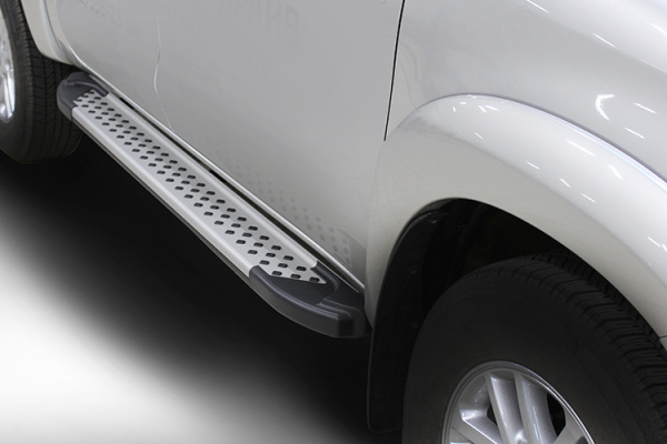 Комплект пороги алюминиевый профиль,Toyota HiLux 2011-