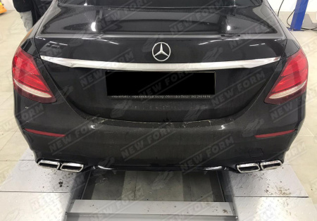 Mercedes-Benz E-Klasse W213 2016 - 2020 Насадки на глушитель 6.3 AMG хром