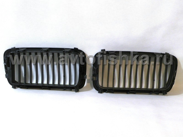 BMW 7 E38 (95-01) решетка радиатора черная матовая