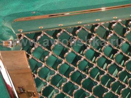 Toyota Land Cruiser Prado 150 (10-) решетка радиатора хромированная пластиковая, дизайн Bentley