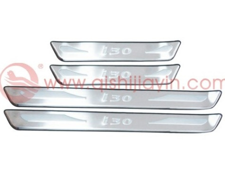 Hyundai i30 (07-) накладки порогов дверных проемов из нержавеющей стали, комплект 4 шт.