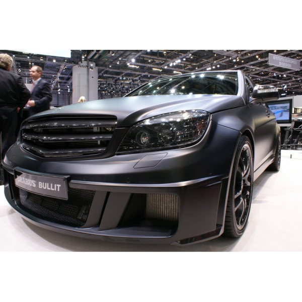 Решетка радиатора Mercedes C-Class W204