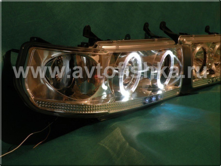 Toyota Land Cruiser 80 (90-97) фары передние линзовые хромированные, со светящимися ободками и светодиодной подсветкой, комплект 2 шт.