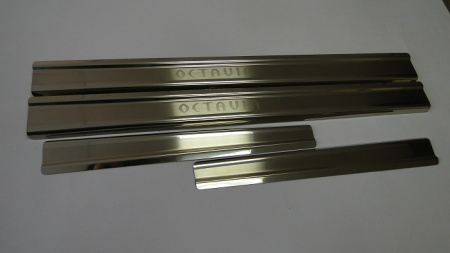 Skoda Octavia (96-) накладки на внутренние пороги, к-кт 4 шт.