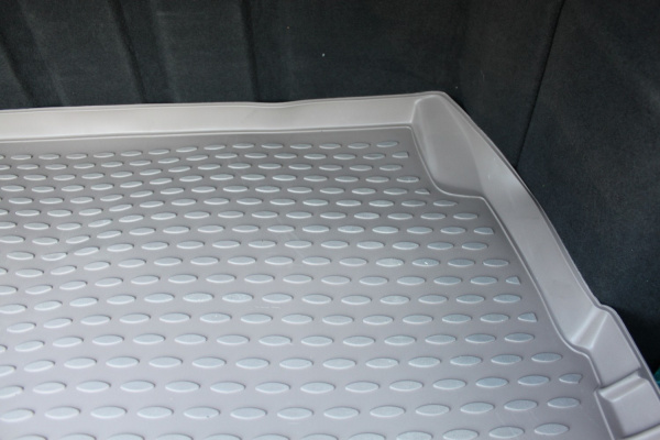 Коврик в багажник MERCEDES-BENZ E-class W210 1995-2002, сед. (полиуретан)