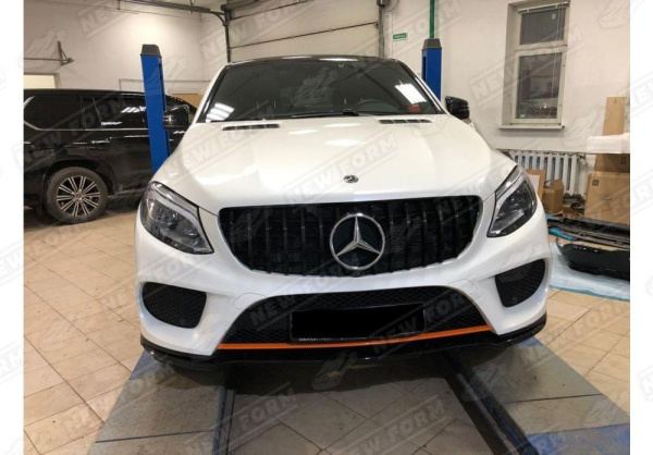 Mercedes-Benz GLE-Klasse C292 2015 - 2019 Решетка радиатора AMG GT черная