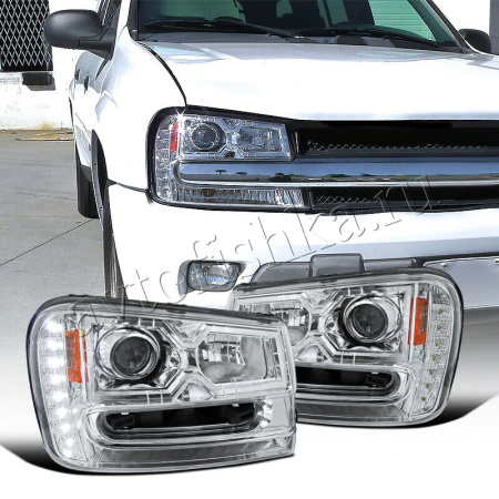 Chevrolet Trailblazer (01-09) фары передние хромированные, с DRL подсветкой, комплект 2 шт.