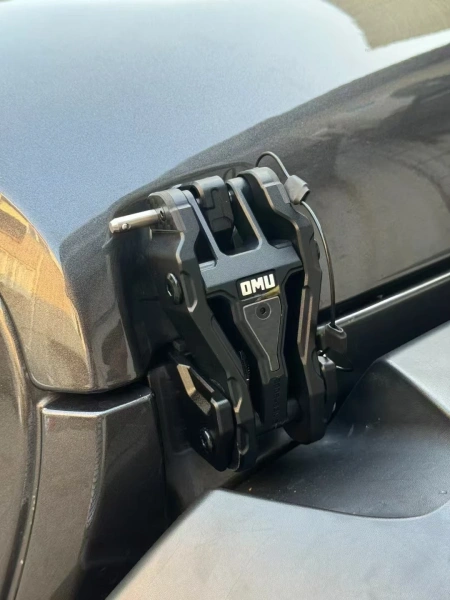 Jeep Wrangler JL (18-) замки капота - крепления